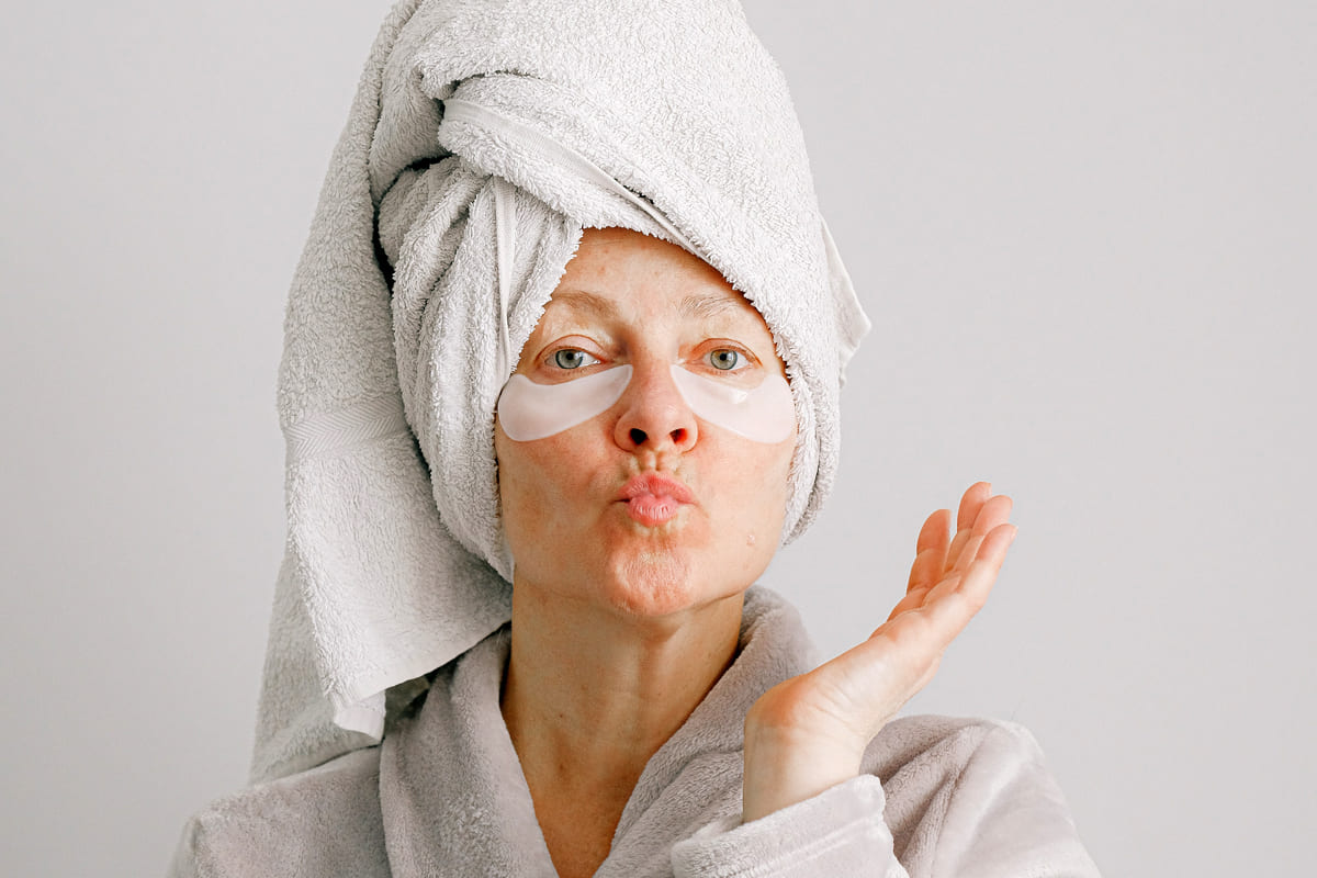 Dr Diego Loureiro - Tratamentos Faciais - Peeling Ultrassônico